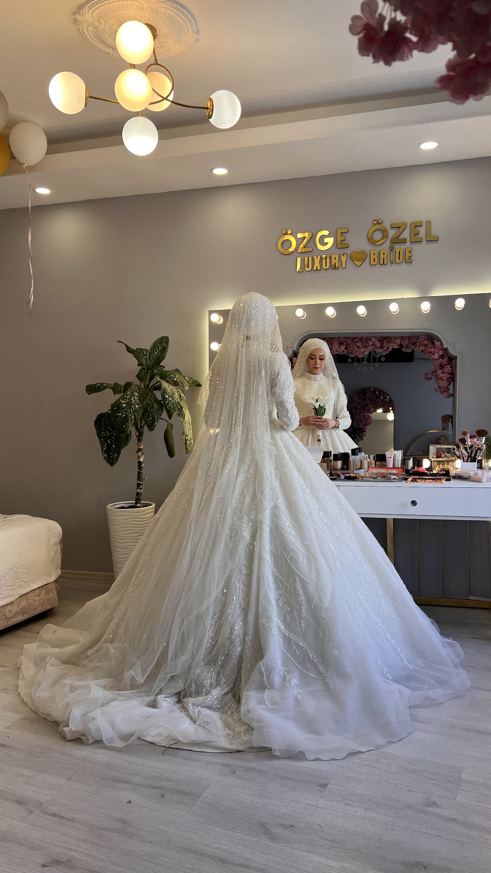 Özge Özel Luxury Bride kır düğünü mekanı