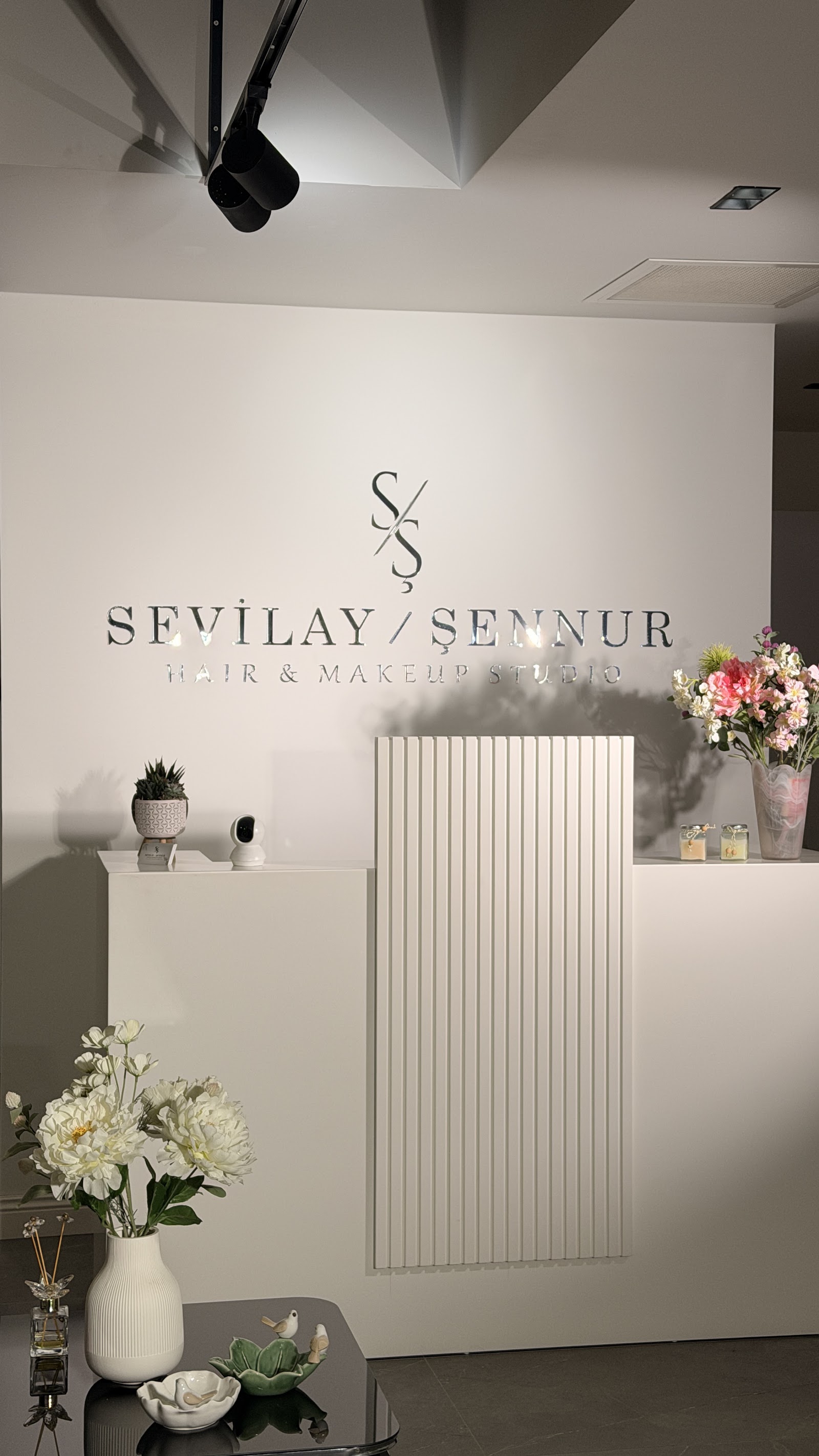 SEVİLAY & ŞENNUR HAİR MAKE UP STUDİO