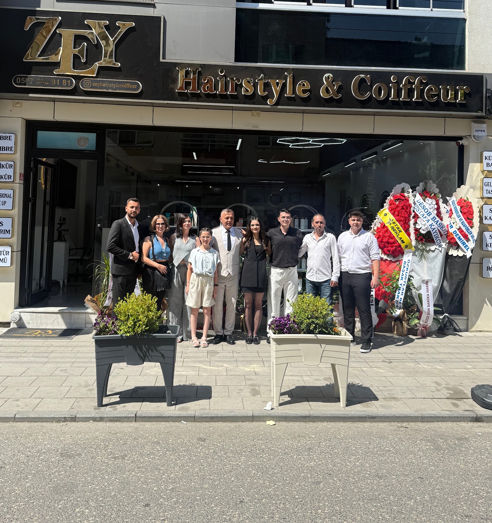 Zey Bayan Kuaförü & Hairstyle-Coiffeur